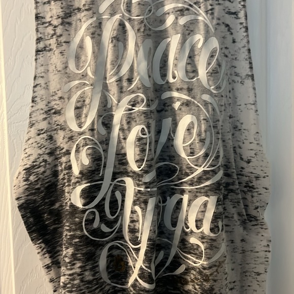 Spiritual gangster, peace, love Yoga , size small - Picture 2 of 5